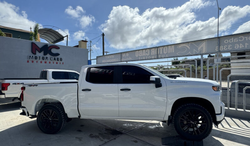 Chevrolet Silverado 2021 lleno