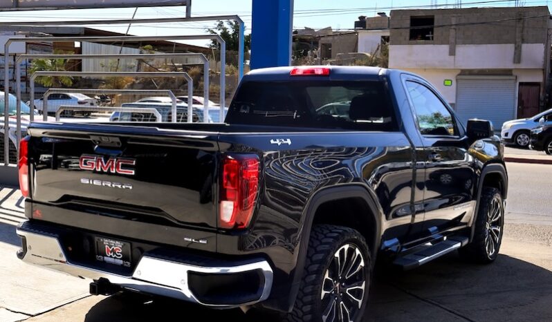 GMC Sierra SLE 2022 lleno