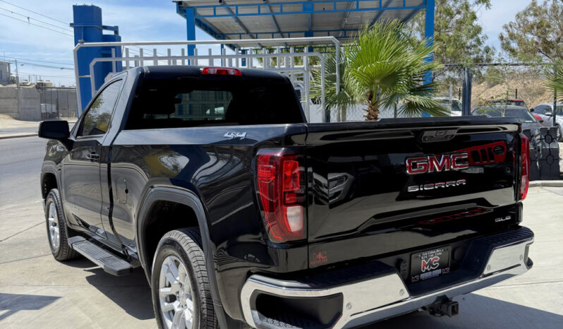 GMC Sierra SLE 2022 lleno