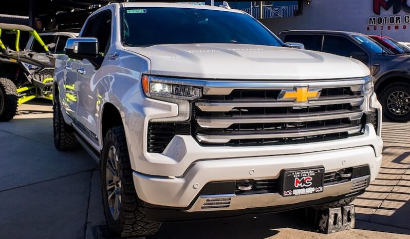 Chevrolet Cheyenne High Country 2023  lleno