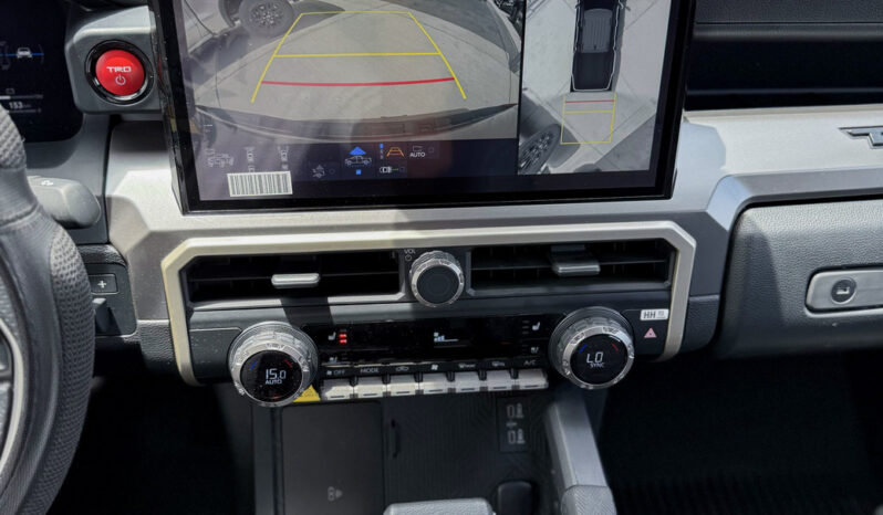 TOYOTA TACOMA TRD HYBRID 2024 lleno