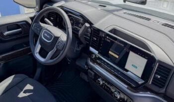 GMC Sierra SLE 4×4 Cabina Regular 2025 lleno