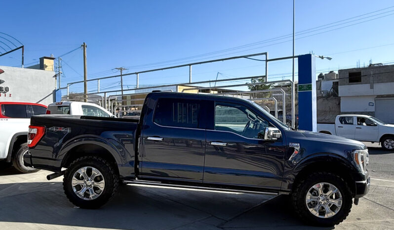 Ford Lobo Platinum 2022 lleno