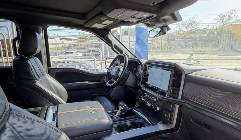 Ford Lobo Platinum 2022 lleno