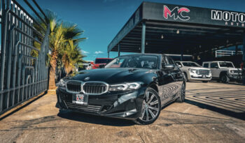 BMW 320i 2023 lleno