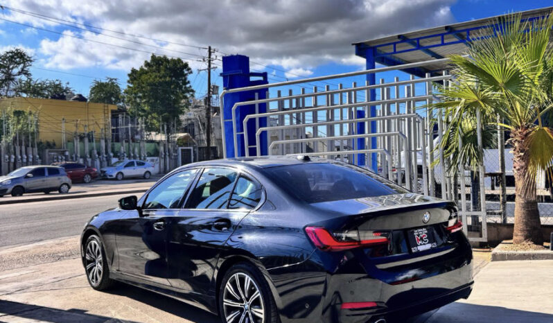 BMW 320i 2023 lleno