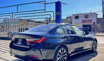 BMW 320i 2023 lleno