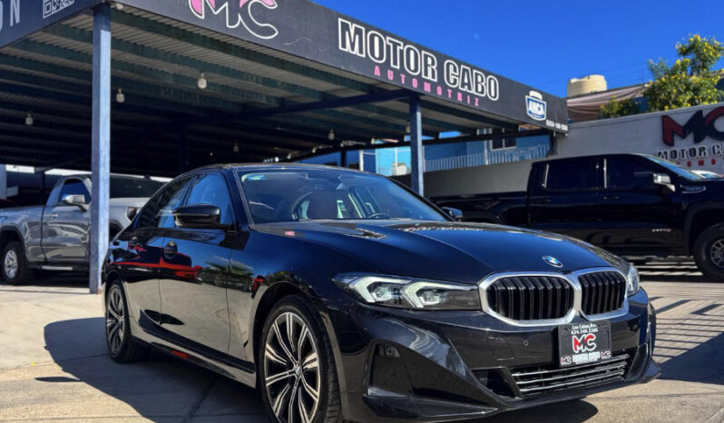 BMW 320i 2023 lleno