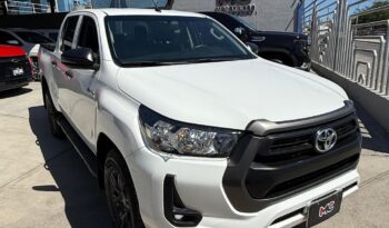 Toyota Hilux SR STD 2022 lleno