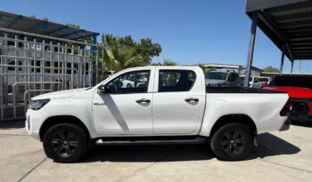 Toyota Hilux SR STD 2022 lleno
