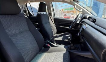 Toyota Hilux SR STD 2022 lleno