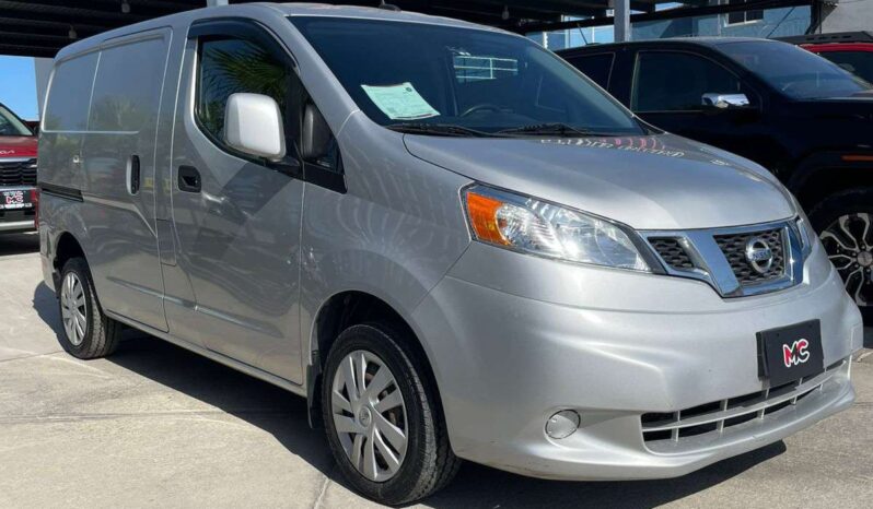 NISSAN NV 200 2020 lleno