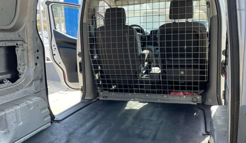 NISSAN NV 200 2020 lleno