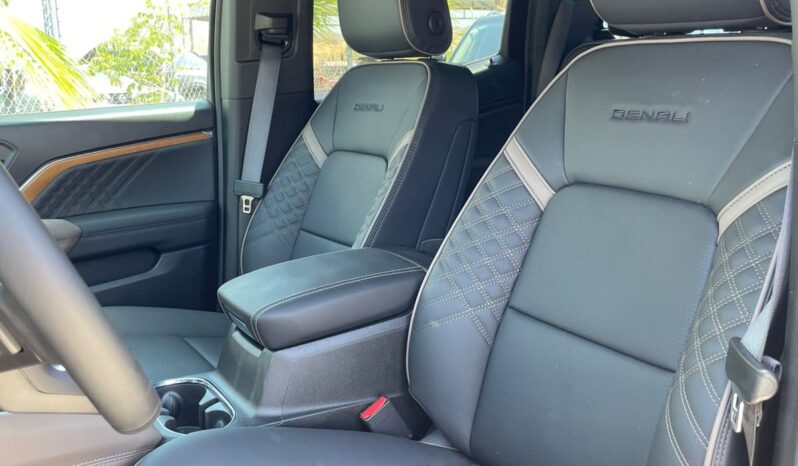 GMC CANYON DENALI 2025 lleno