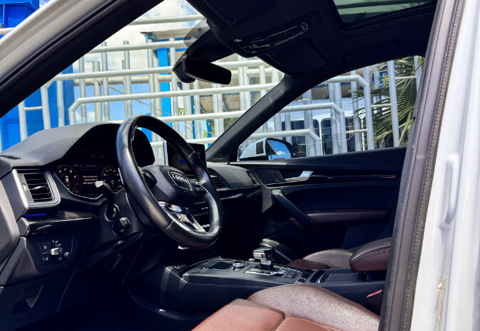 Audi Q5 2019 lleno