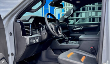 GMC SIERRA GRIS DOBLE lleno