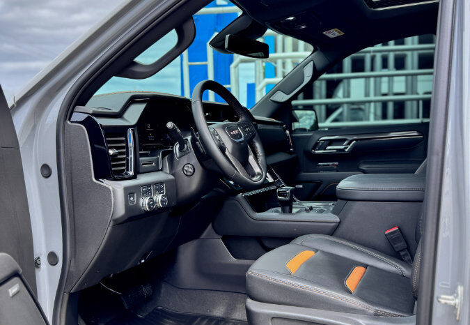 GMC SIERRA GRIS DOBLE lleno