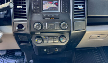 FORD F150 XLT V6 3.3 2018 lleno