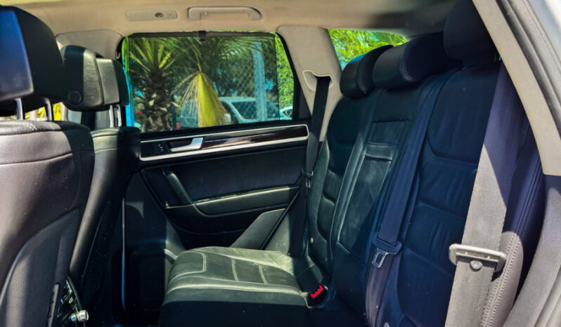 VOLKSWAGEN TOUAREG lleno