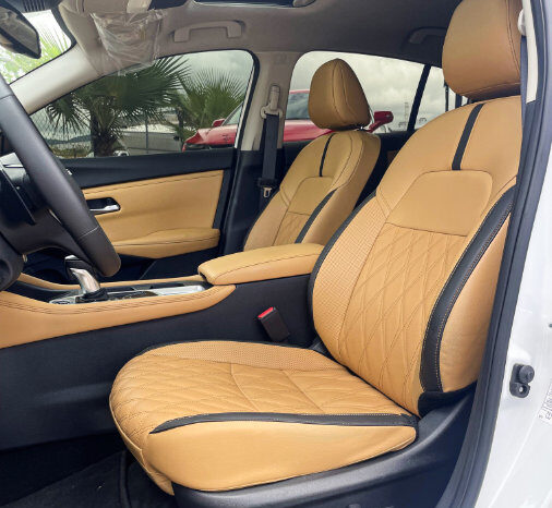 NISSAN SENTRA SR PLATINUM 2025 lleno