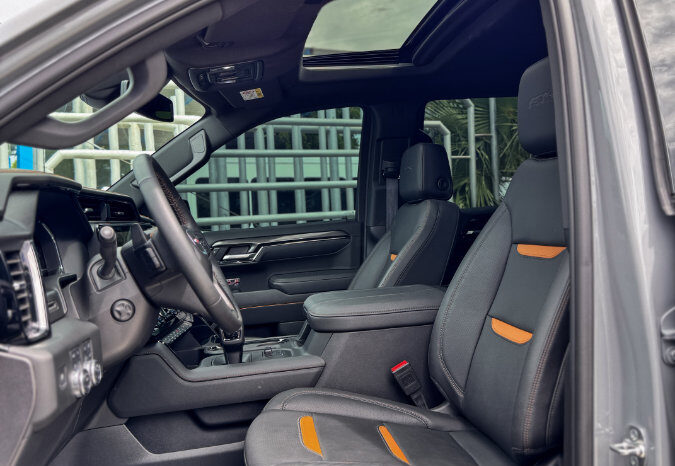 GMC SIERRA GRIS DOBLE lleno