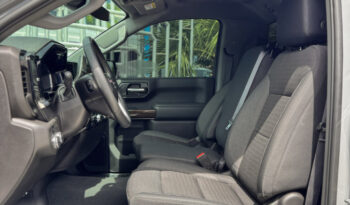 GMC SIERRA GRIS CAP CORTA lleno