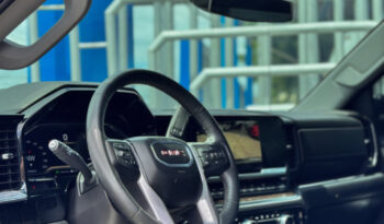 GMC SIERRA GRIS CAP CORTA lleno