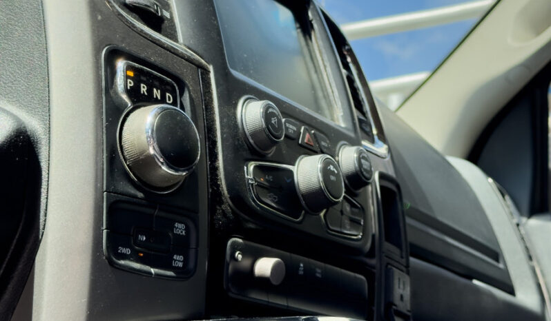 CHEVROLET RAM RT 2500 lleno