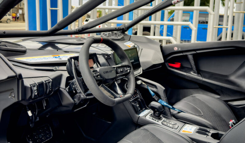 CAN AM XRC 2026 lleno