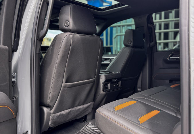 GMC SIERRA GRIS DOBLE lleno