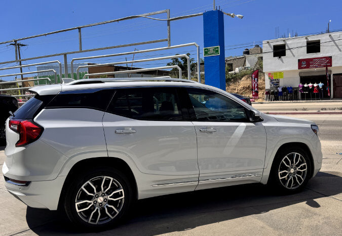 GMC TERRAIN DENALI 2024 lleno