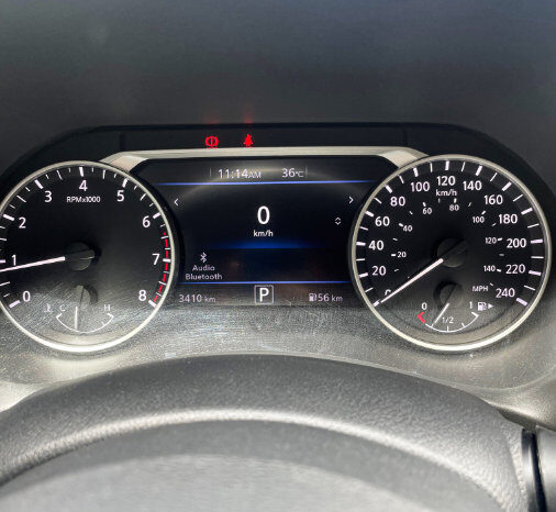 NISSAN SENTRA SR PLATINUM 2025 lleno