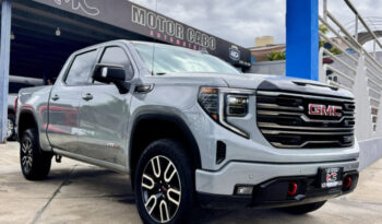 GMC SIERRA GRIS DOBLE lleno