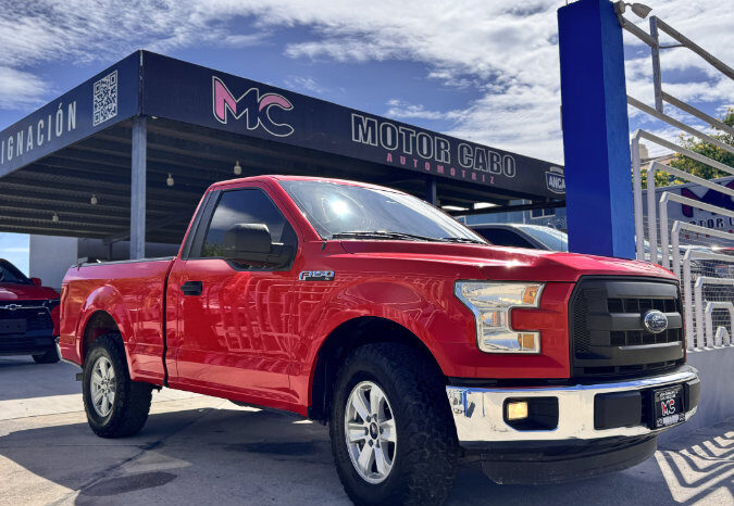 FORD LOBO V6 2016 lleno