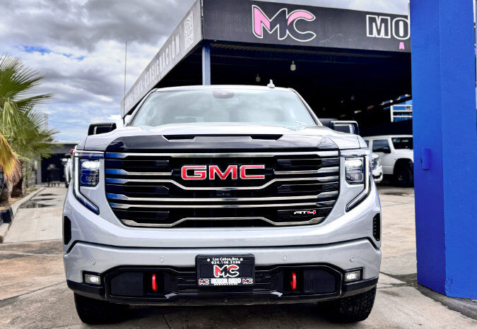 GMC SIERRA GRIS DOBLE lleno