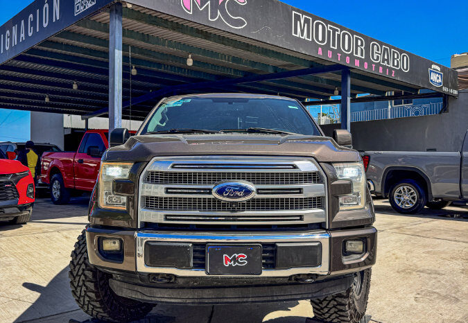 FORD LOBO 2016 lleno