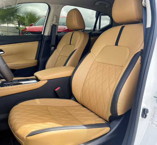 NISSAN SENTRA SR PLATINUM 2025 lleno