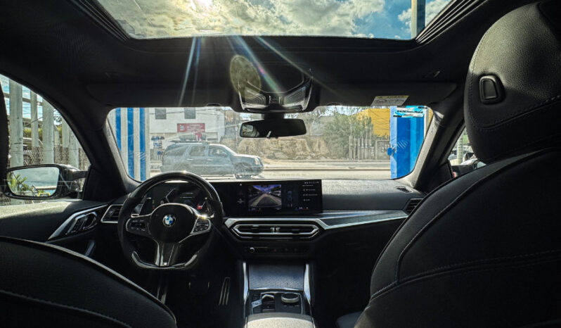 BMW SERIE 430i COUPE 2024 lleno