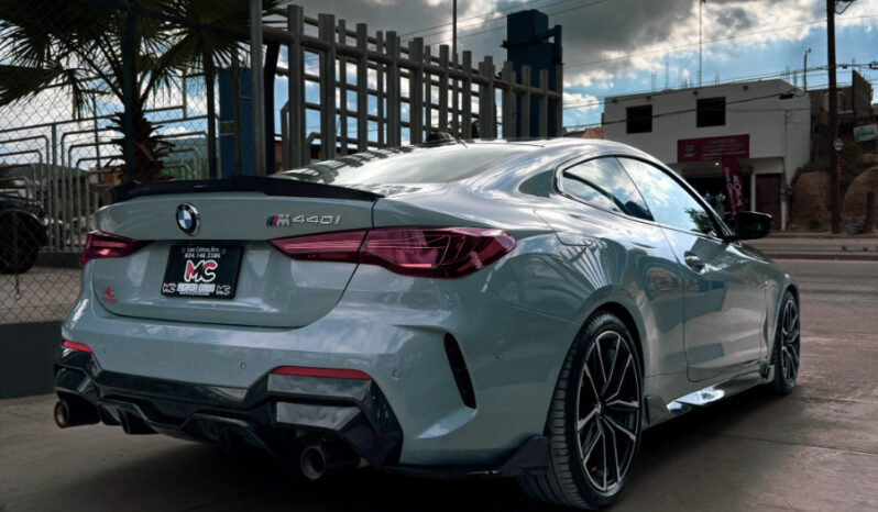 BMW SERIE 430i COUPE 2024 lleno