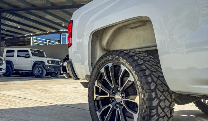 CHEVROLET SIIVERADO 2018 lleno