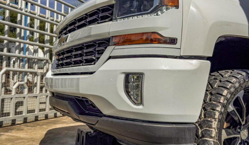 CHEVROLET SIIVERADO 2018 lleno