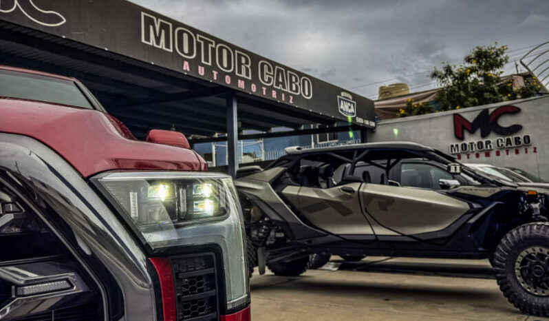 TOYOTA TUNDRA PLATINUM 2024 lleno