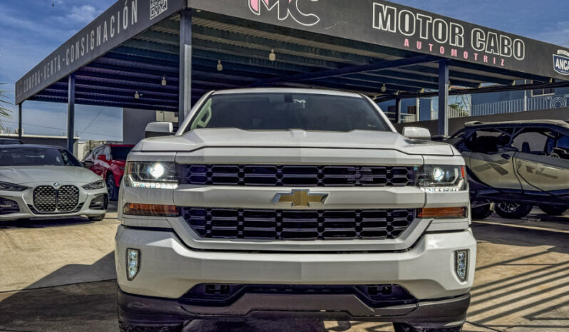 CHEVROLET SIIVERADO 2018 lleno
