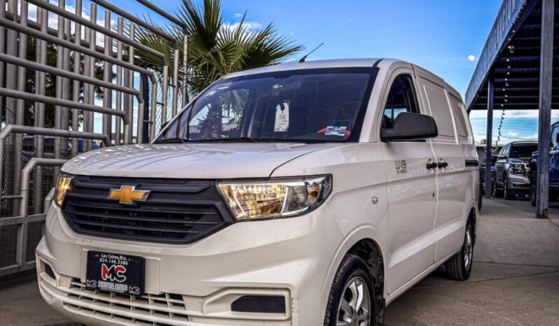 CHEVROLET TORNADO VAN LS MT 1.5 2023 lleno