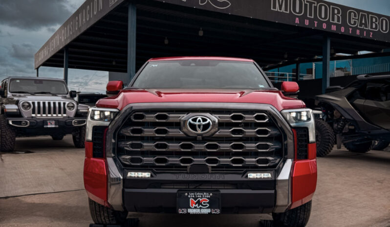 TOYOTA TUNDRA PLATINUM 2024 lleno