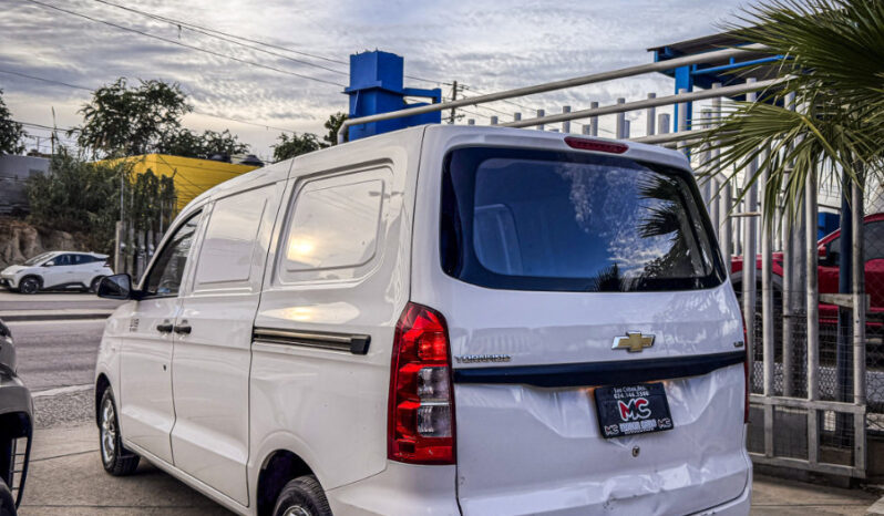 CHEVROLET TORNADO VAN LS MT 1.5 2023 lleno
