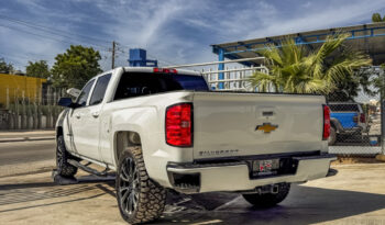 CHEVROLET SIIVERADO 2018 lleno