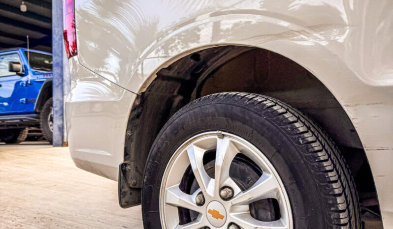 CHEVROLET TORNADO VAN LS MT 1.5 2023 lleno