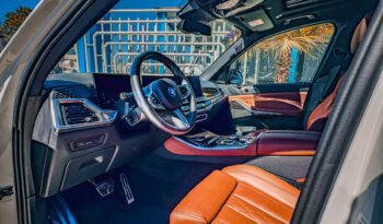 BMW X5 hybrid 2024 lleno