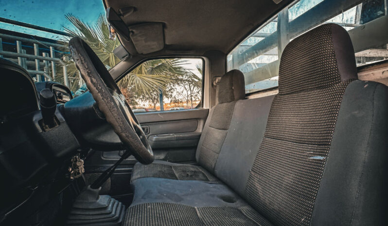 Nissan NP300 Estaquita 2015 lleno